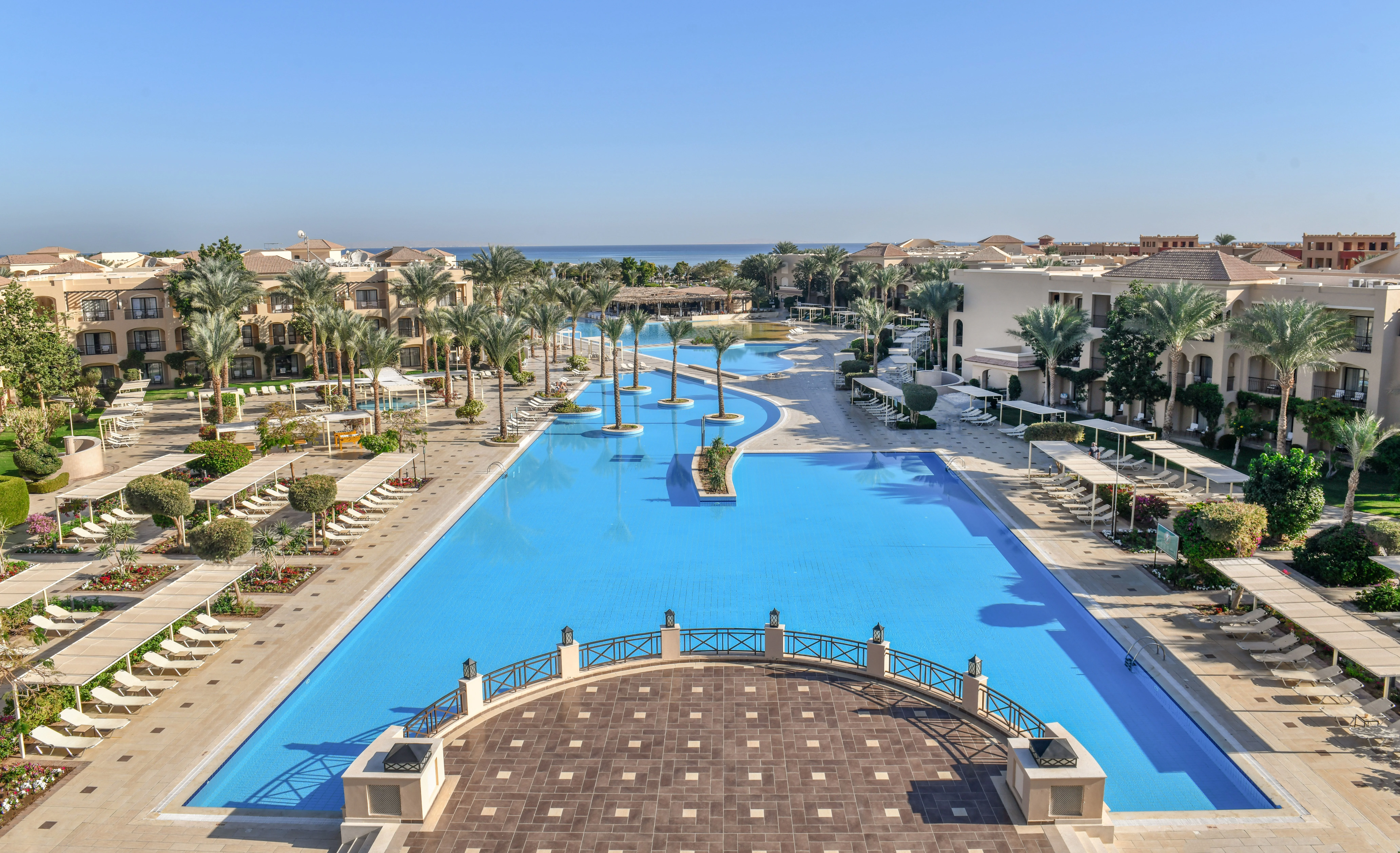Hotel - Thumbnail 2