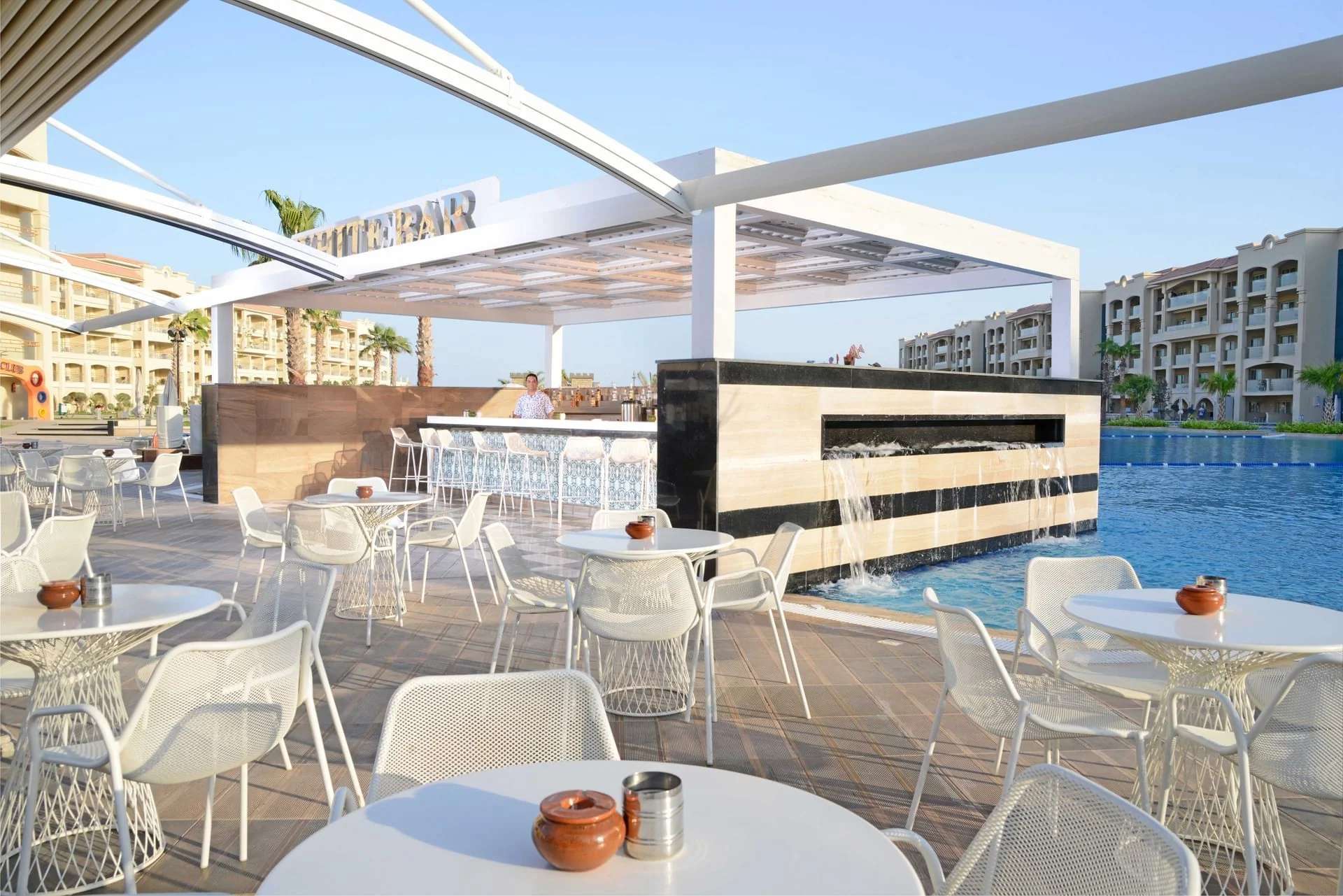 Hotel - Thumbnail 9
