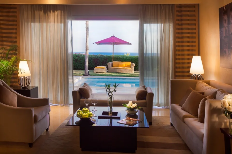 Hotel - Thumbnail 4
