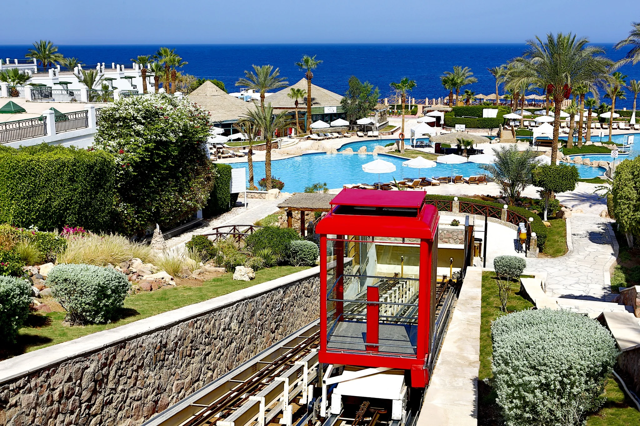 Hotel - Thumbnail 3