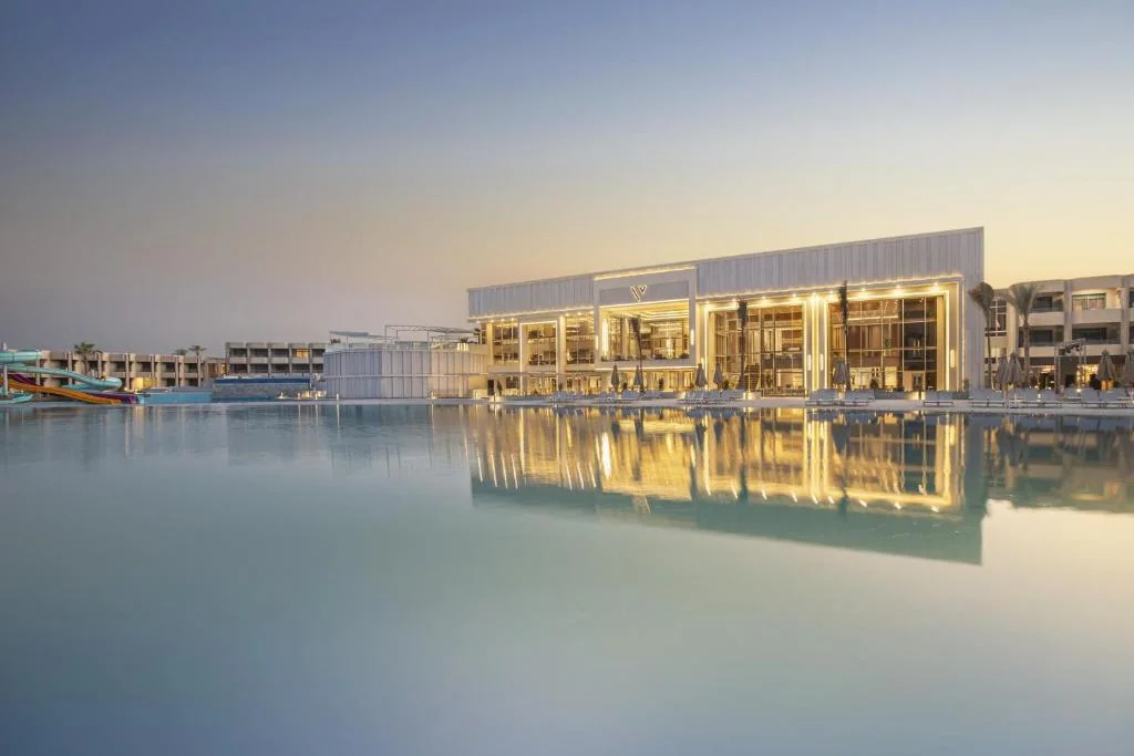 Hotel - Thumbnail 3