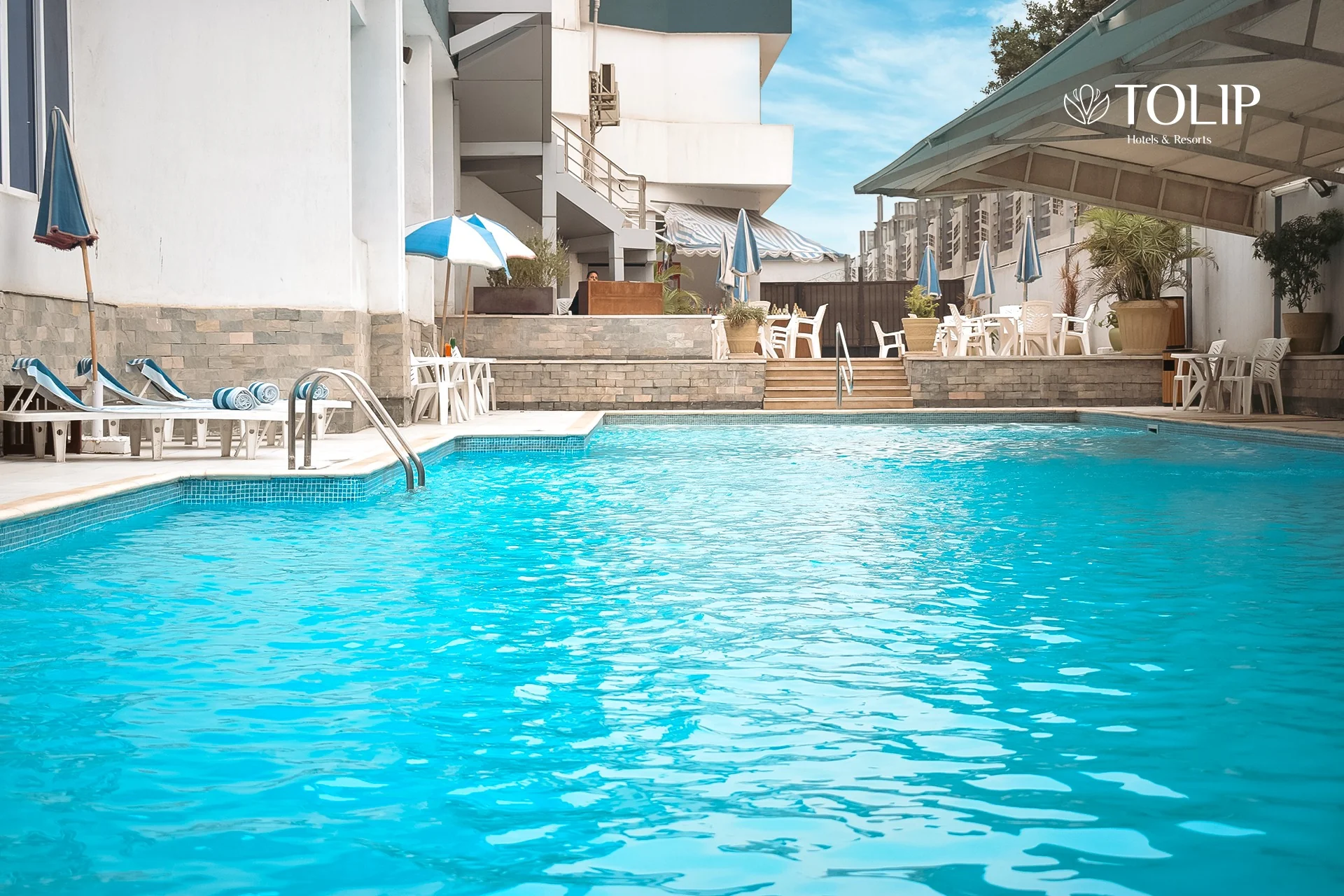 Hotel - Thumbnail 4
