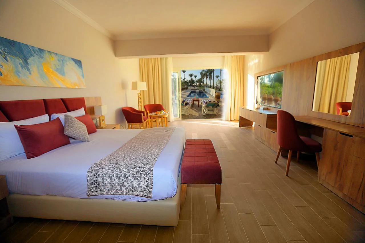 Hotel - Thumbnail 2
