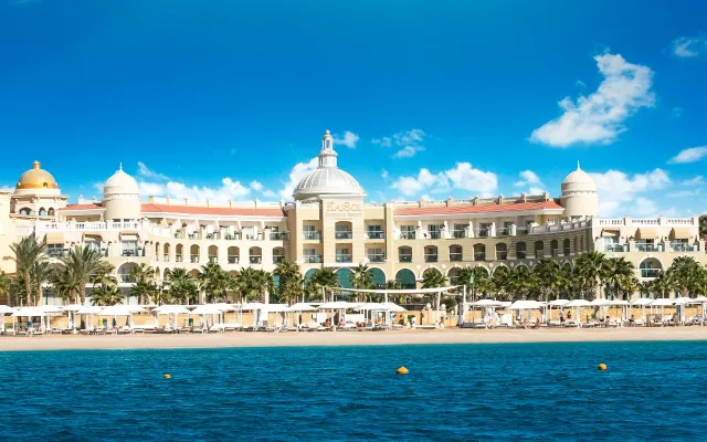 Hotel - Thumbnail 4