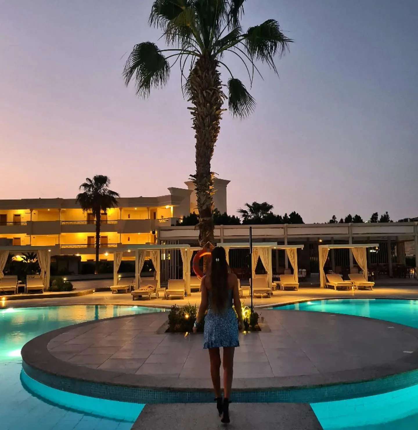 Hotel - Thumbnail 8